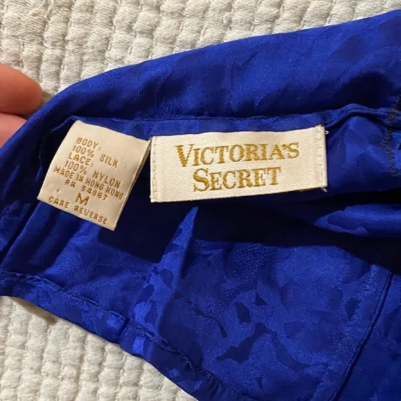 Victoria's Secret Gold Label Vintage Silk Lace Camisole - Picture 2 of 4